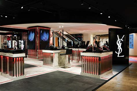 ysl milan store|ysl la rinascente orari.